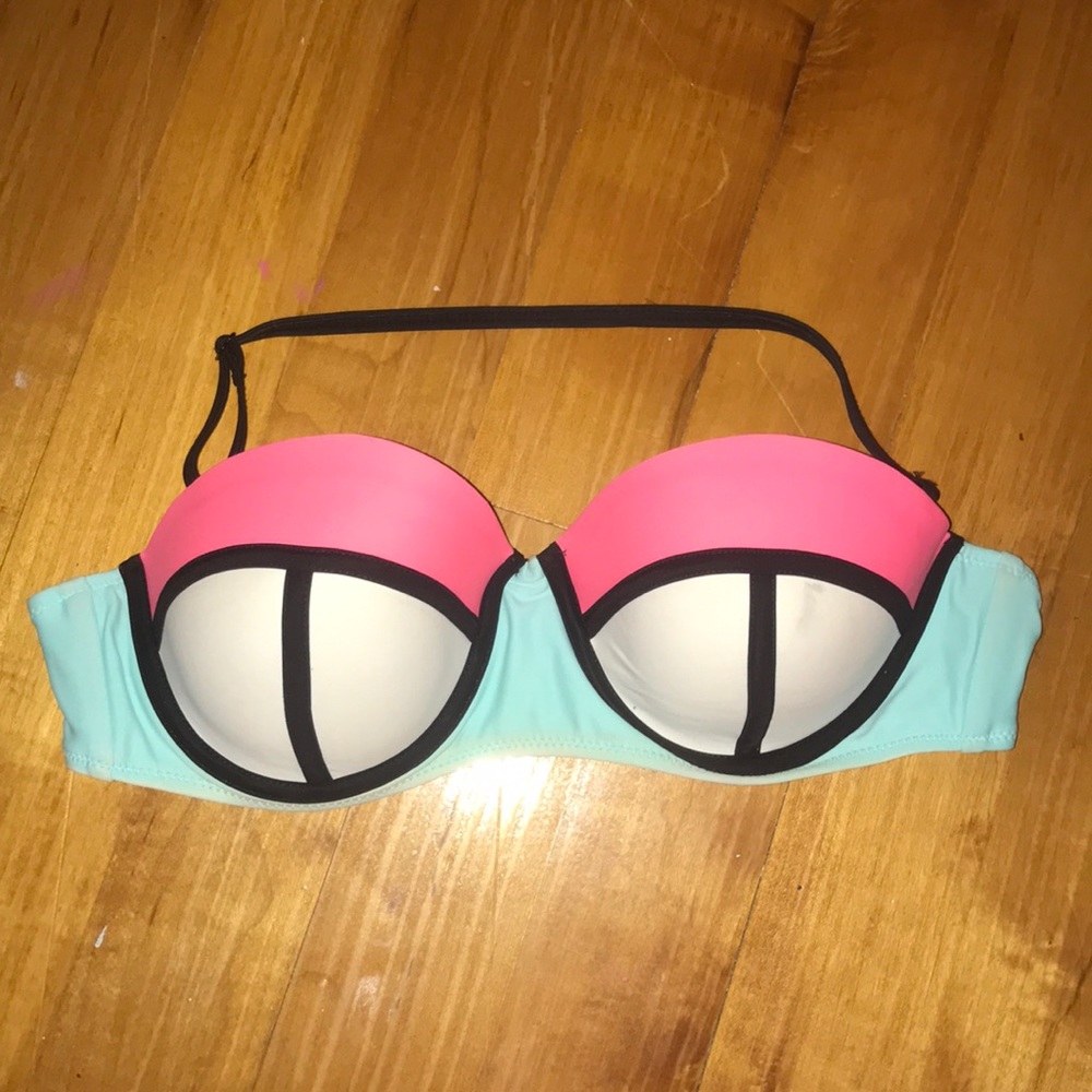 Bikini top